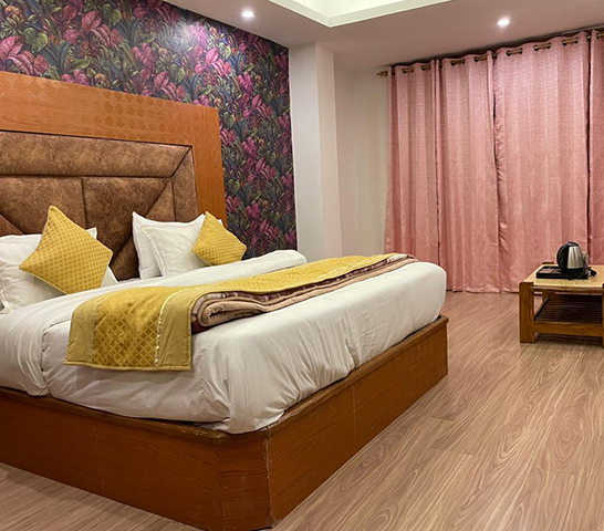 Deluxe Room - Hotel Kia Manali